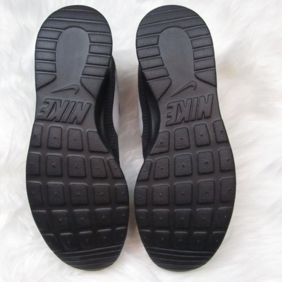 Custom Crystal Nike Tanjun Black Blinged Sneakers - Picture 5 of 5